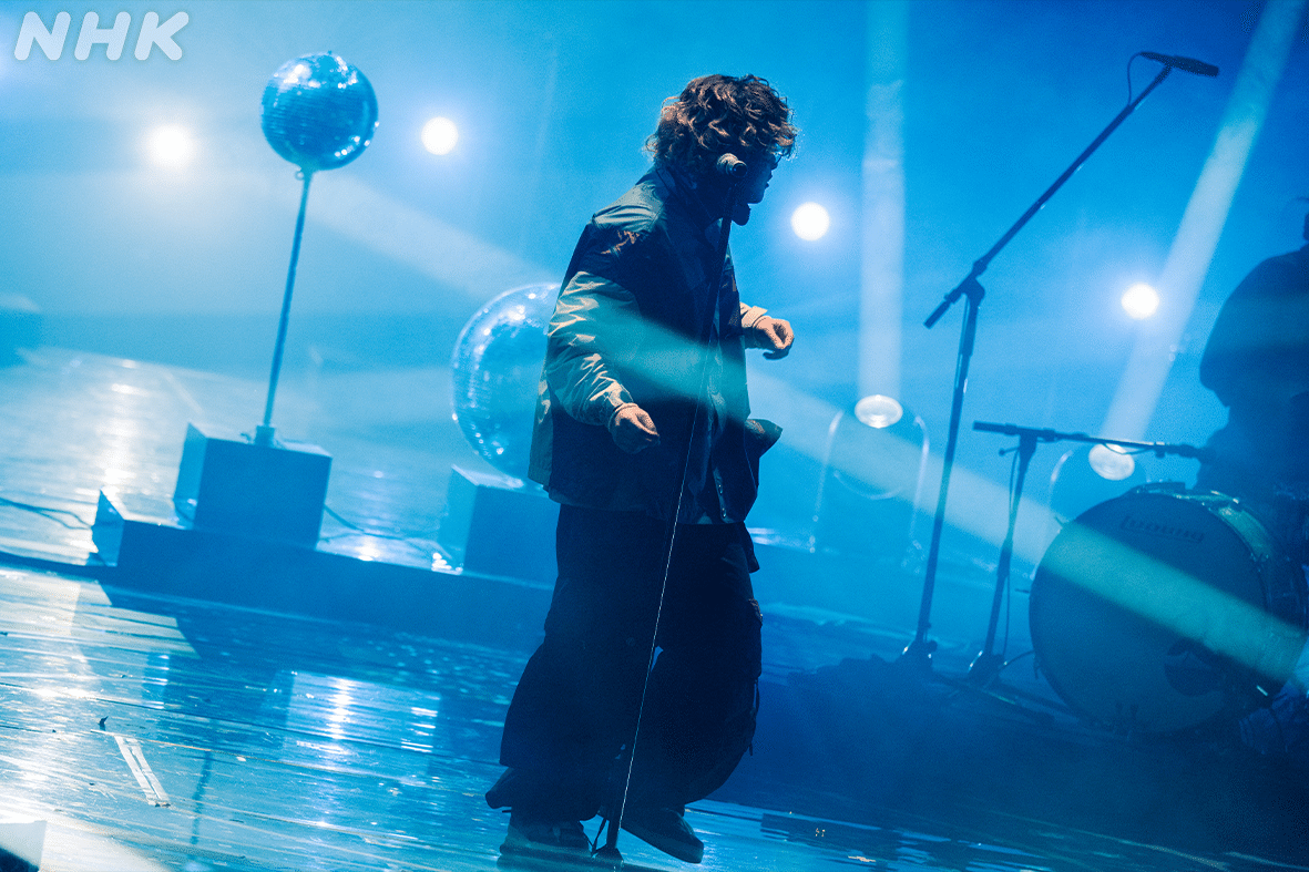 紅白歌合戦2024をみた｜革の染色師 サエコ