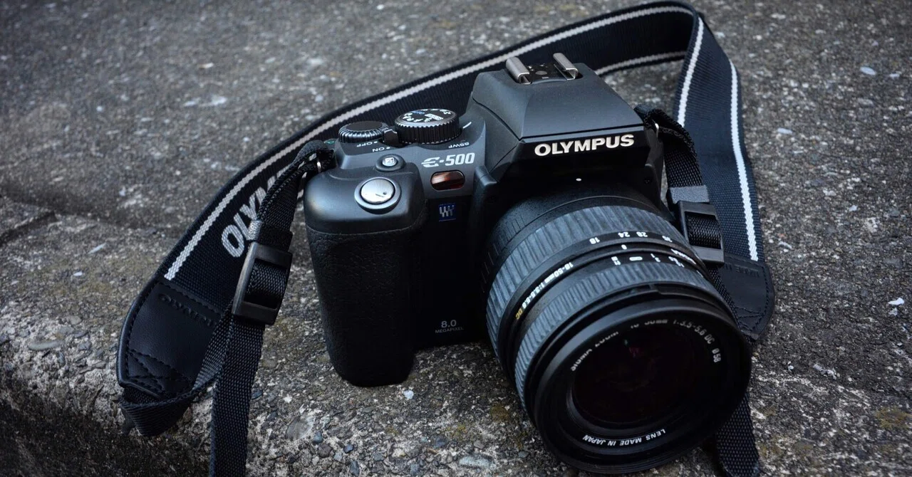 【オプション多数】OLYMPUS E-510 デジタル一眼【直ぐ撮影できます】 オプション多数】OLYMPUS E-510 デジタル一眼【直ぐ撮影できます