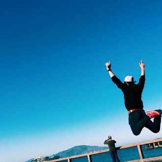 昨日テレビやってた ジャンボ尾崎さんの名言 100を切るのに趣味を捨てた 90を切るのに友達を捨てた 80を切るのに家族を捨てた 70を切ったらすべてが返ってきた 自分も仕事と 株式会社大島商店 仮 Note