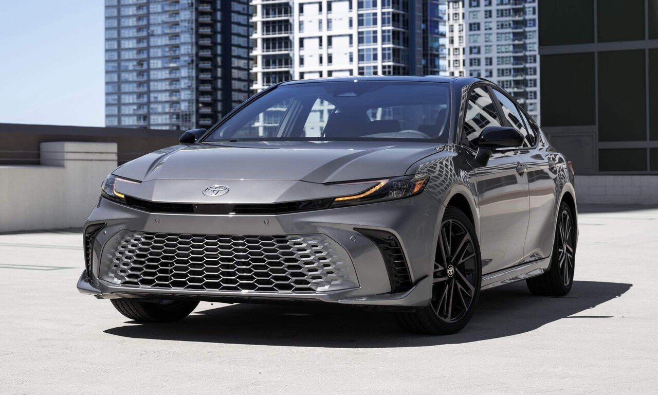 トヨタ日産ホンダスバル日野マツダルノーVWスバルミニクーパーMG