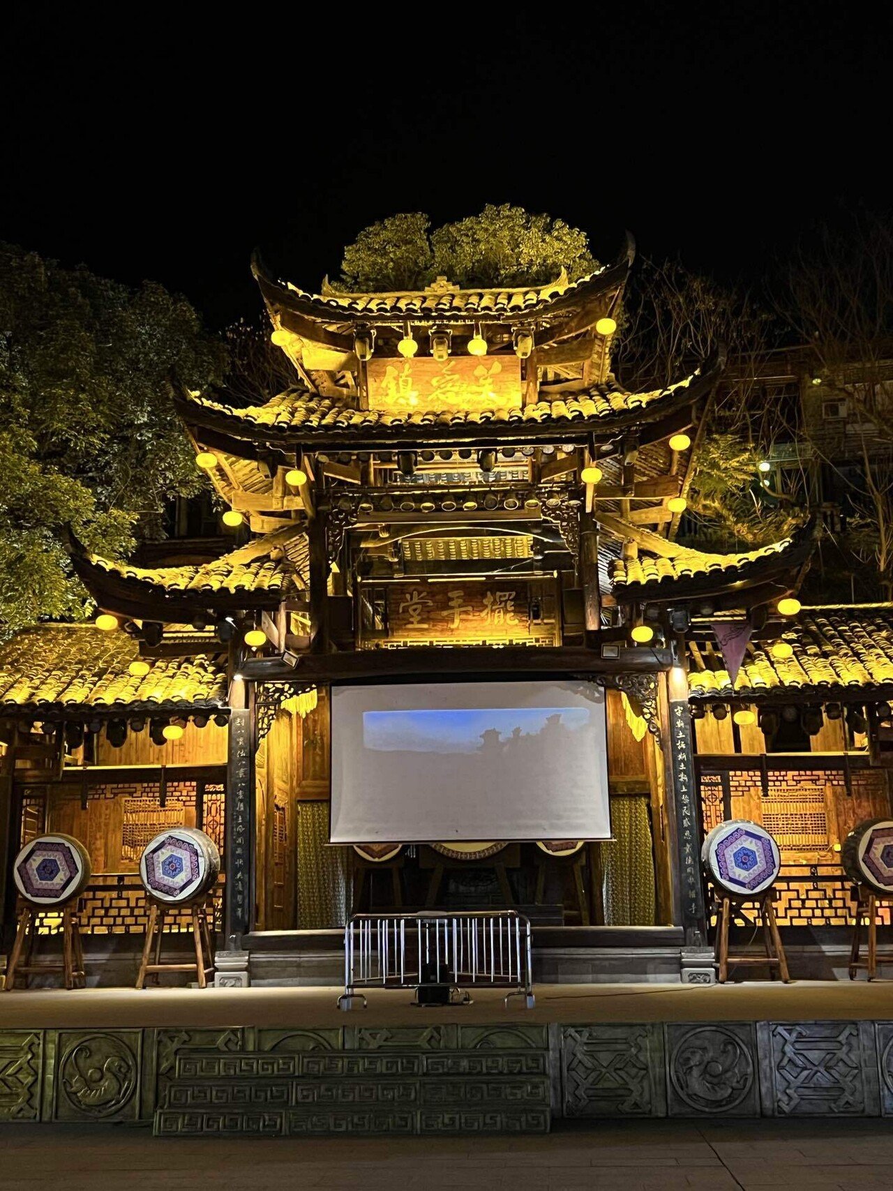 湖南省湘西トゥチャ族ミャオ族自治州の芙蓉鎮を巡る｜TSH48(旧称AKB48