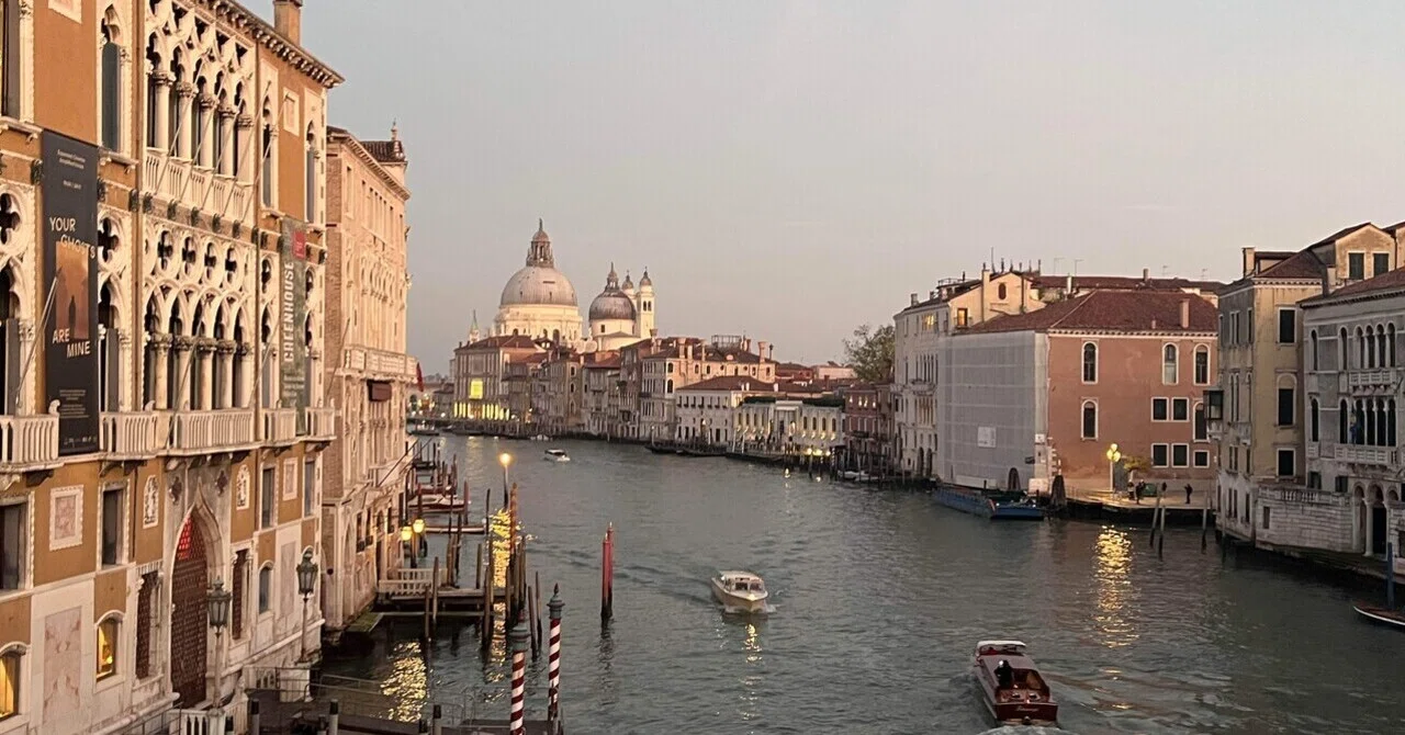 🇮🇹ベニスの空の下！(イタリア・ベニス旅行記)｜ハチ子