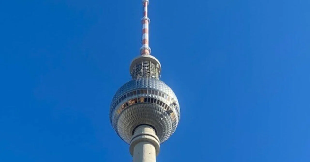 🇩🇪ベルリンおススメ|テレビタワーに登る！🗼｜私の秘密のヨーロッパ