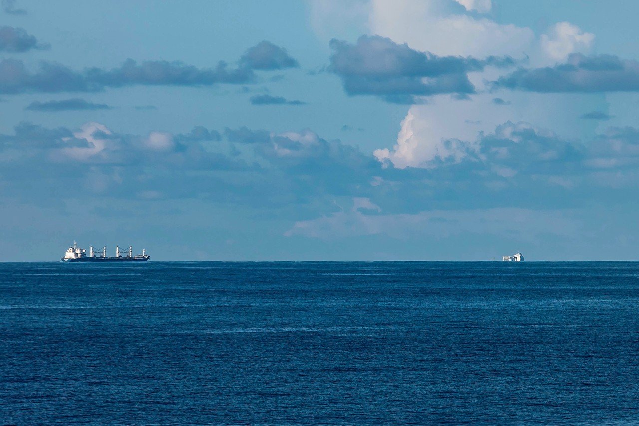 終日航海 水平線に沈む船 Zenpaku Note 終日航海 水平線に沈む船 Zenpaku Note