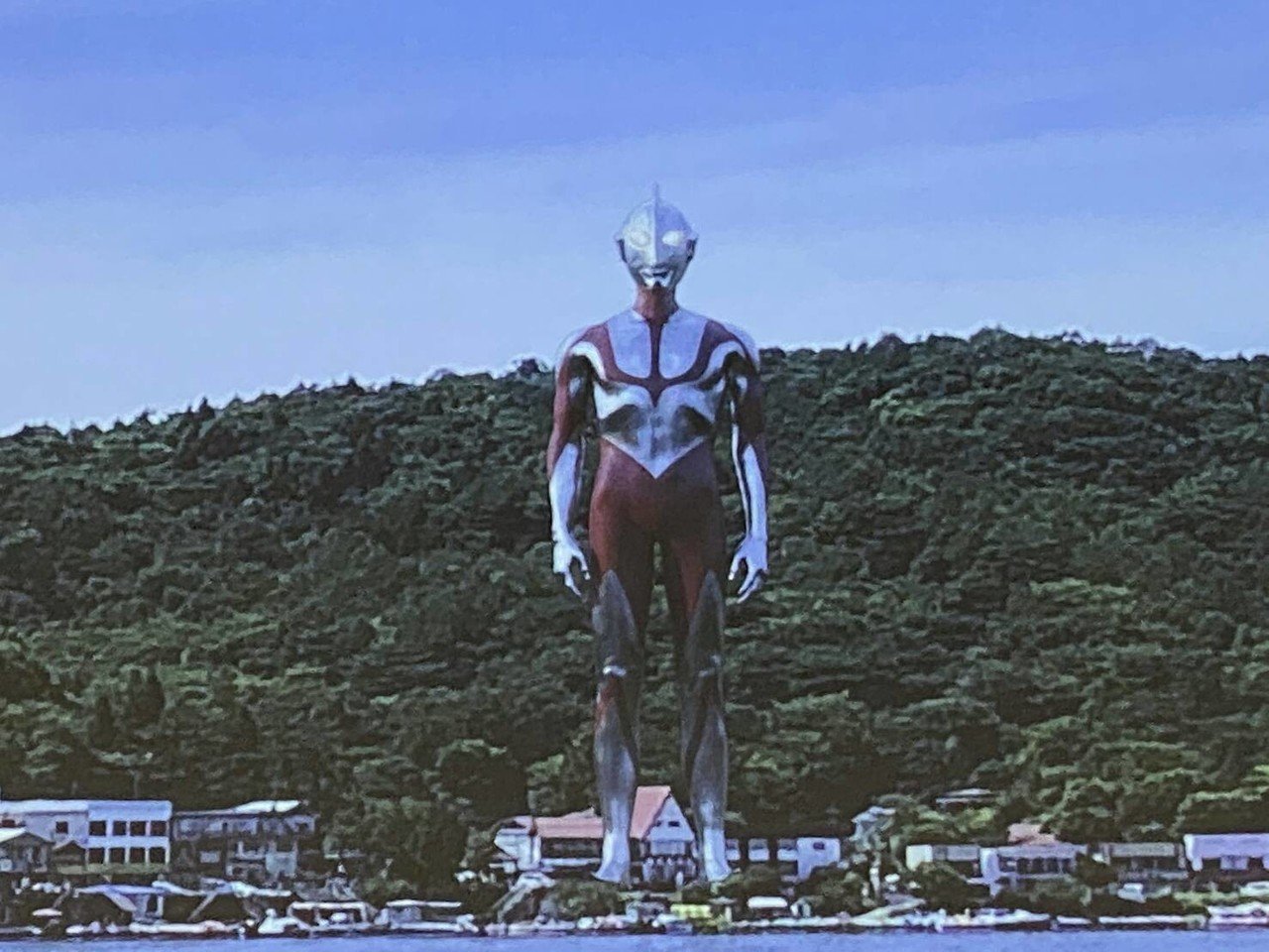 シン ウルトラマン ビジュアル公開されたけど カラータイマーを無くしたのは意外 こうして佇んでる姿は 宇宙人感あるし少し不気味 何にせよ公開が楽しみ ヴィクトリー下村 Note シン ウルトラマン ビジュアル公開されたけど カラータイマーを無くしたのは意外 こうして佇んでる姿は 宇宙人感あるし少し不気味 何にせよ公開が楽しみ ヴィクトリー下村 Note