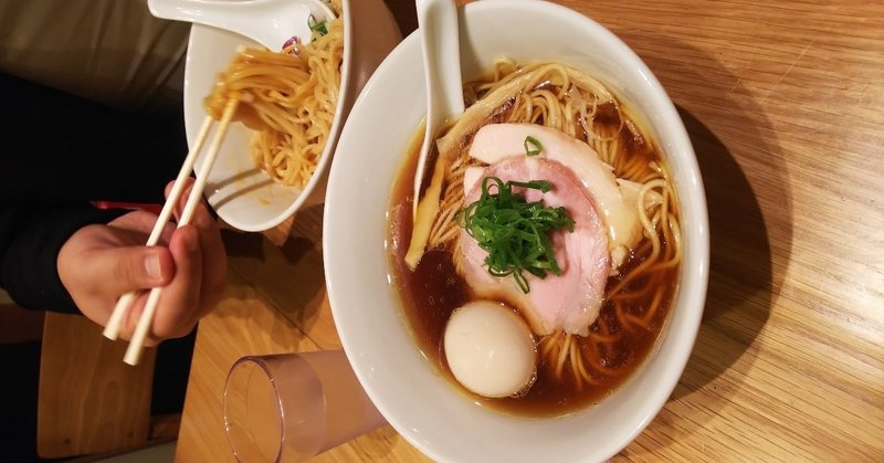 子育てはラーメンに似ているのか？ラーメンが子育てに似ているのか？