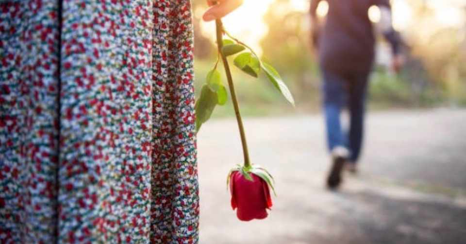 恋には大事なことが三つある 出会い方 別れ方 そして 忘れ方 Anne Note