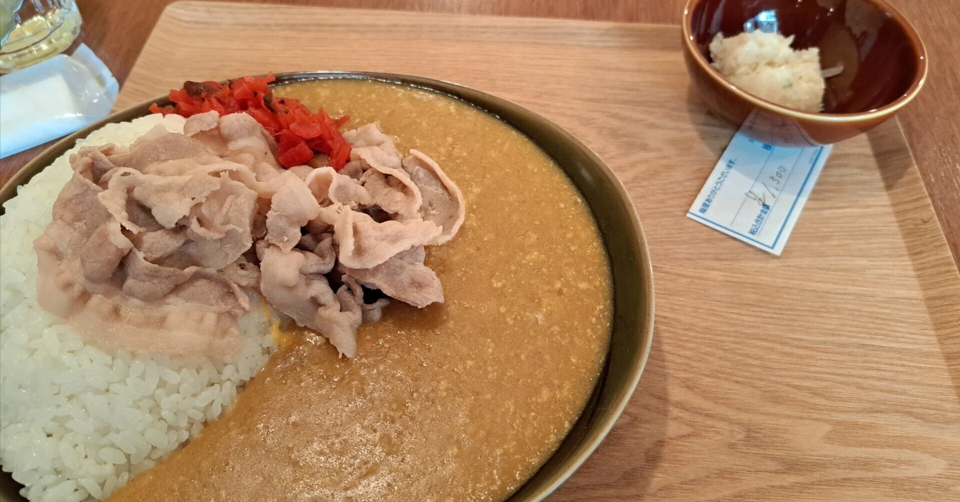 食】カレーライスたんぽぽ 豚しゃぶカレー｜ジロ頭巾