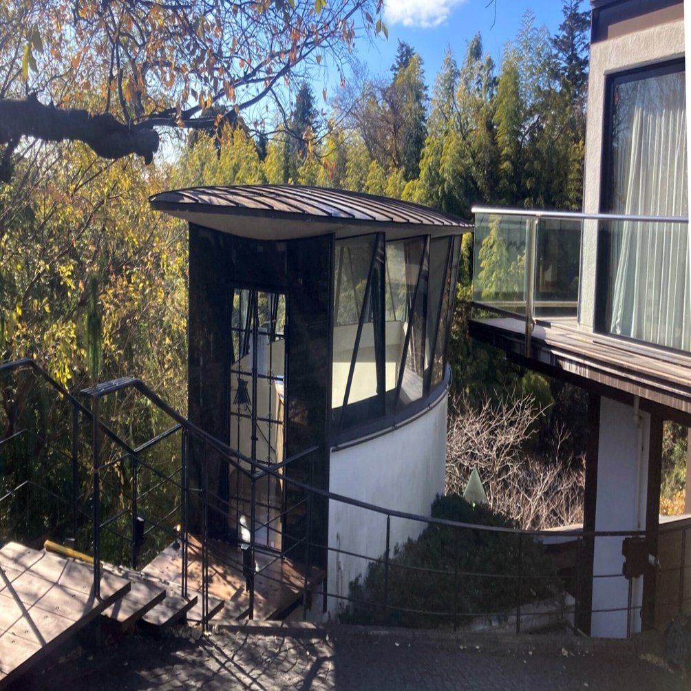 玄（くろ）き宇宙、齊藤裕 〜突撃！例の建築家の手すり ⑩｜てすり屋の