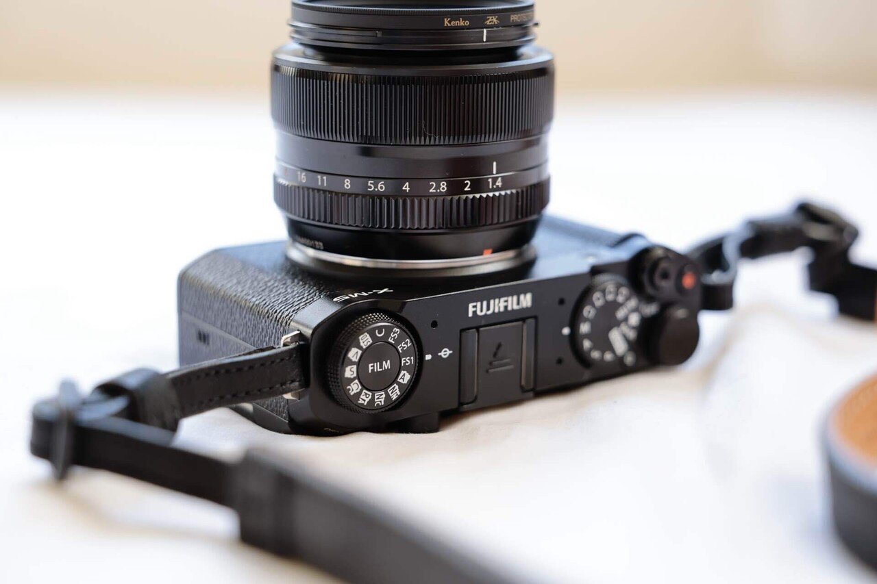 富士フイルム - FUJIFILM  X-E3 ＋ XF35mm f1.4  その他セット スクエアフード FUJIFILM XF35mmF1.4専用 角型アルミフード