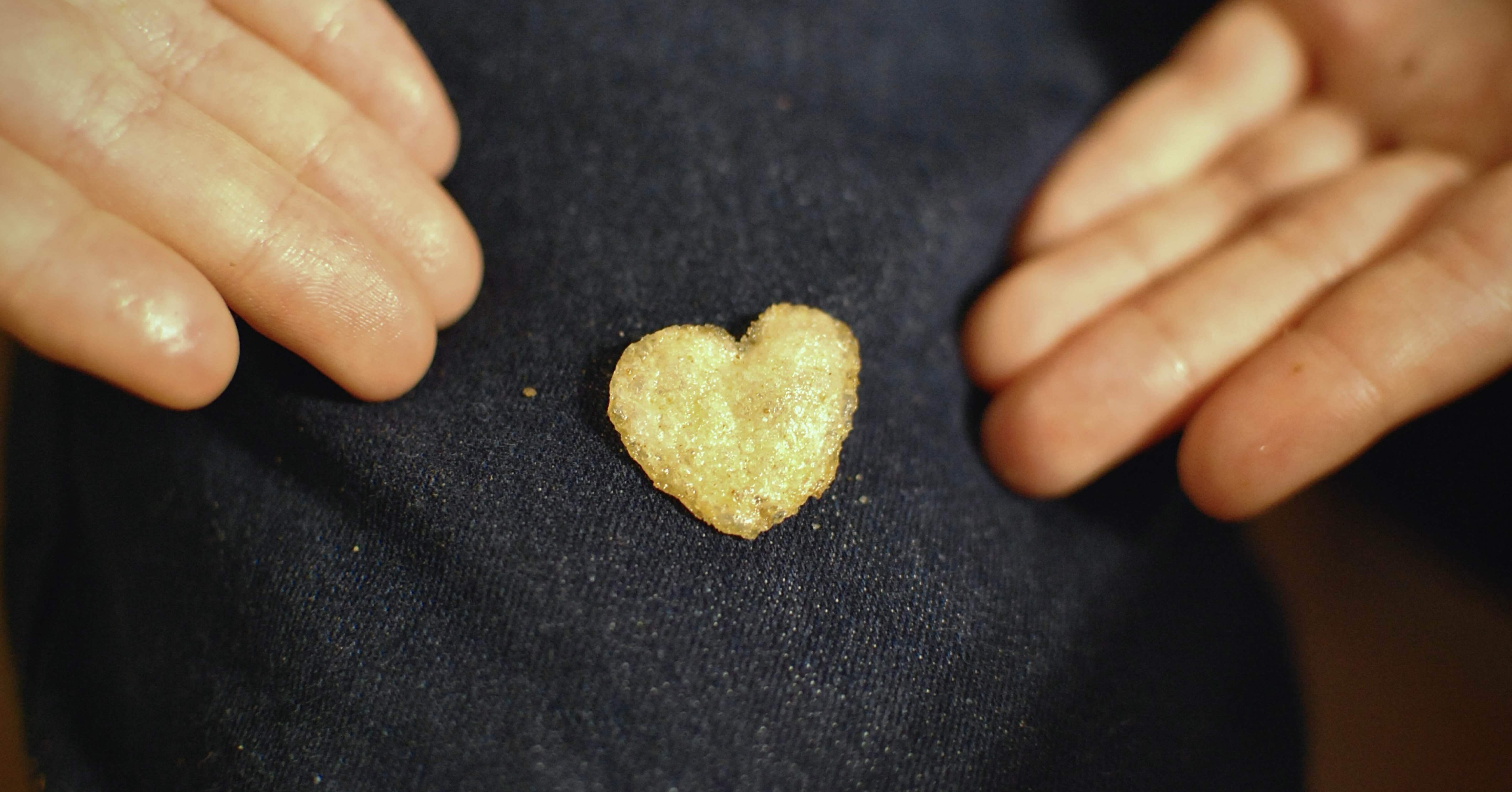 ハートのポテチ ハートのポテトチップス｜倉本シオ