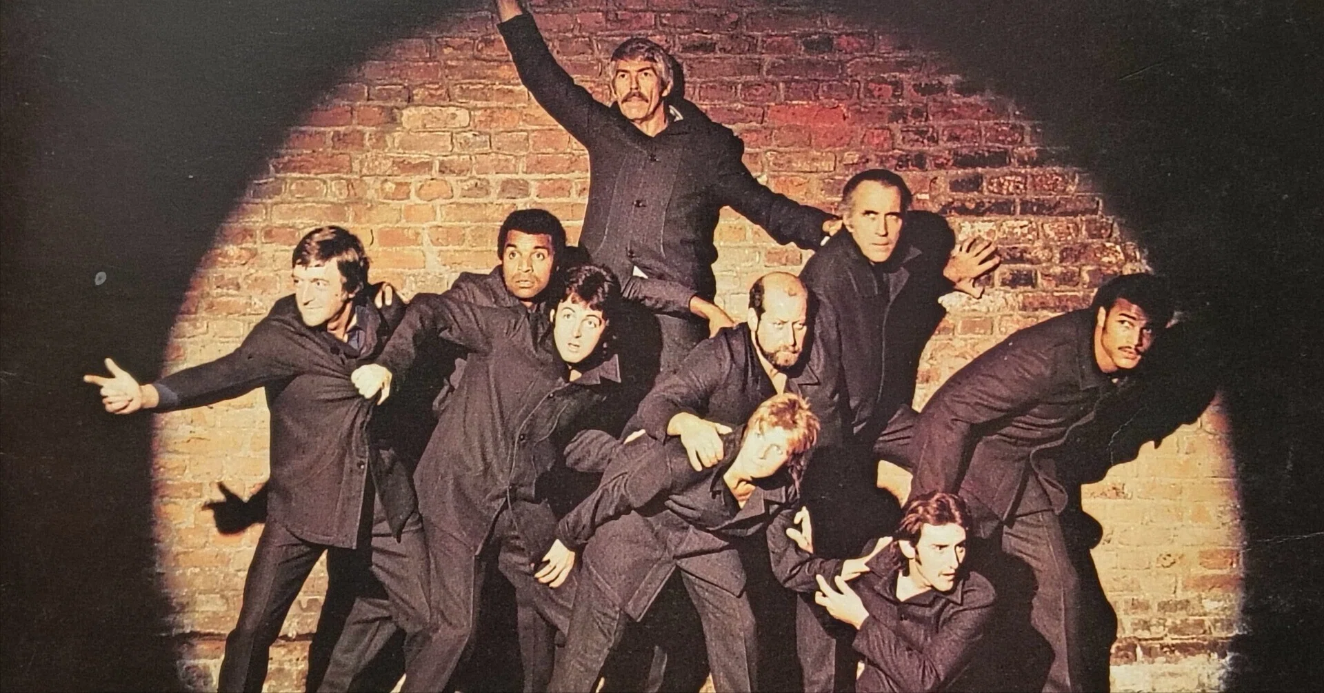 Band on the Run】(1973) Paul McCartney and Wings 逆境を跳ね除けた