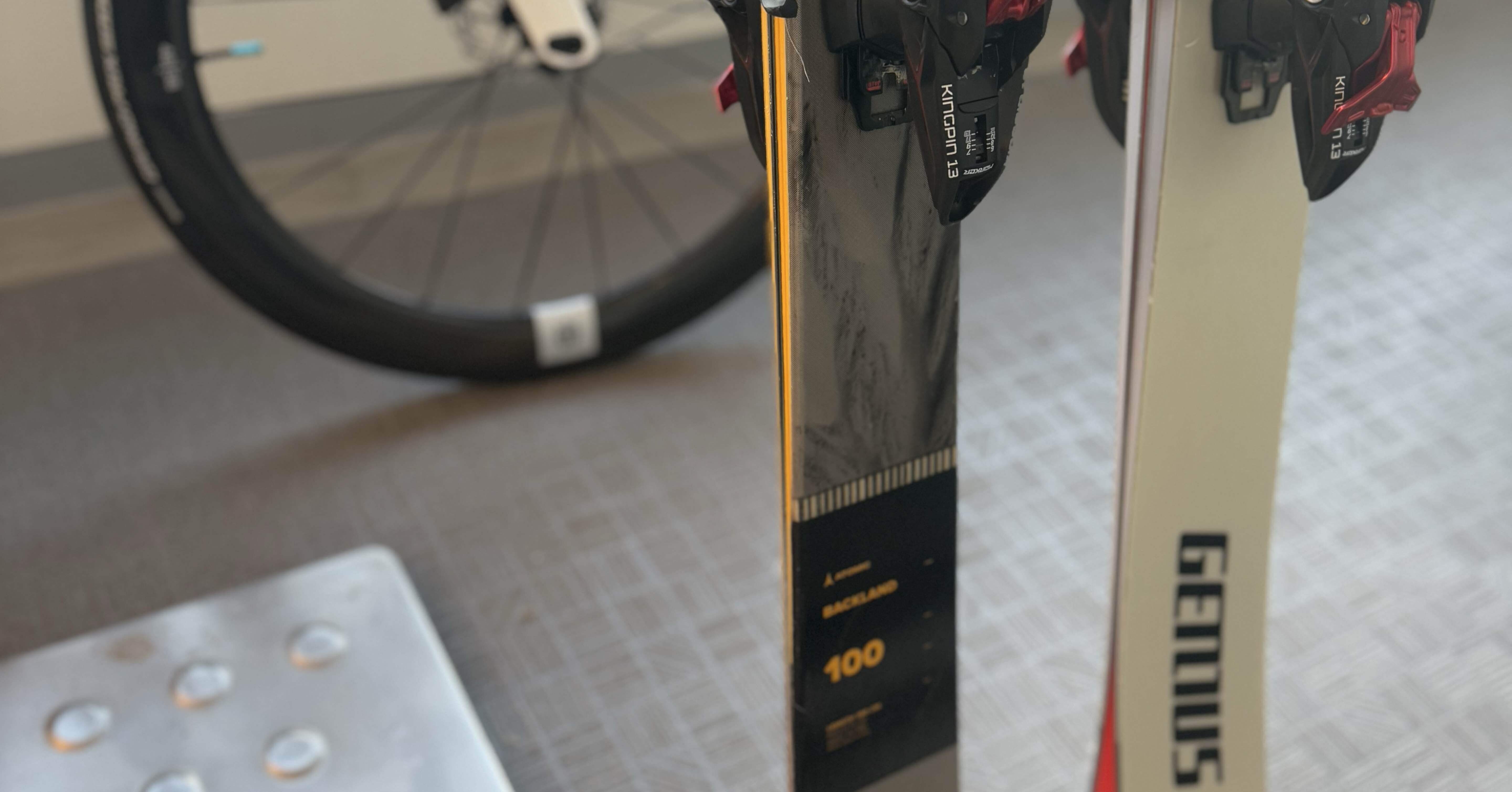 Atomic Backland 100｜いもひろし