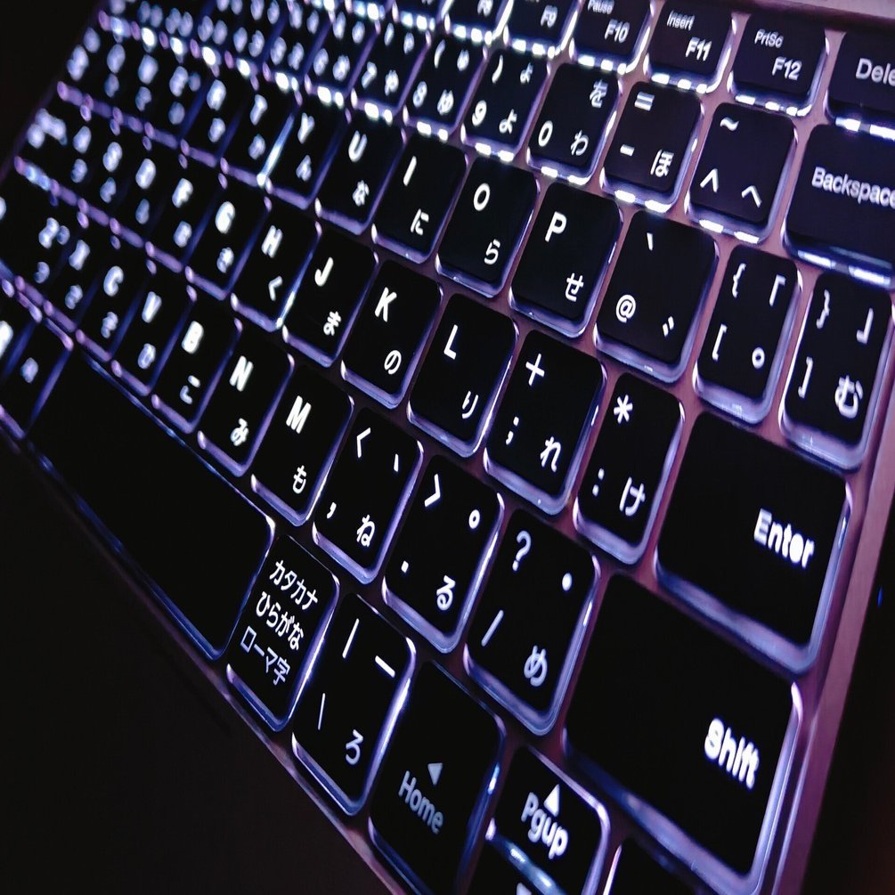 CHUWI MiniBook X（N100）のキーボードバックライトを常時点灯にする