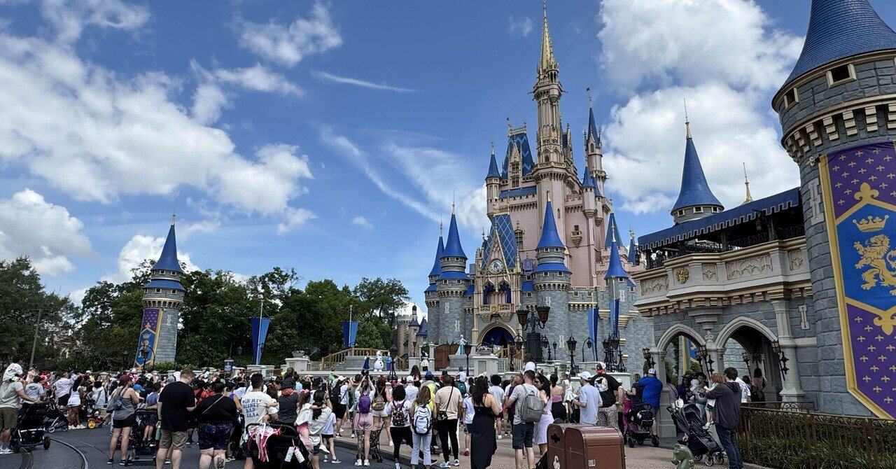 3027.海外ディズニーワールドピン 独立記念日 プルート アニマルキングダム 3027.海外ディズニーワールドピン 独立記念日 プルート アニマル