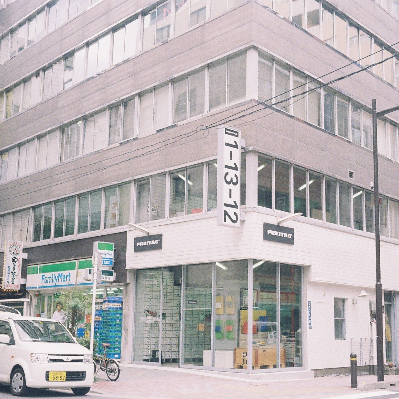 Zeiss Ikon Taxona - フィルムカメラレビュー｜Hisa Foto