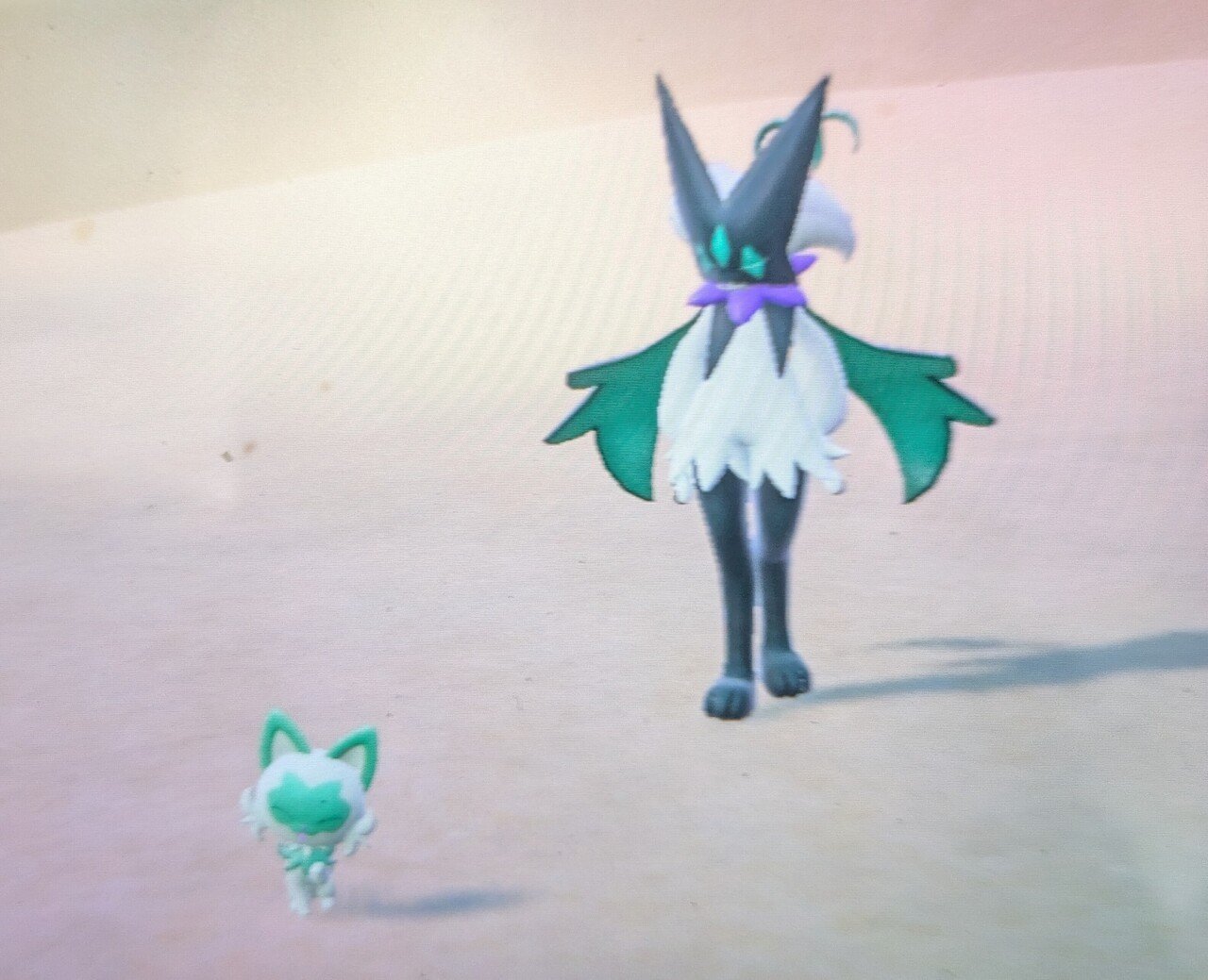 先日GOで捕まえたXXSとXSのニャオハをSVに輸送したら、2匹とも無事に