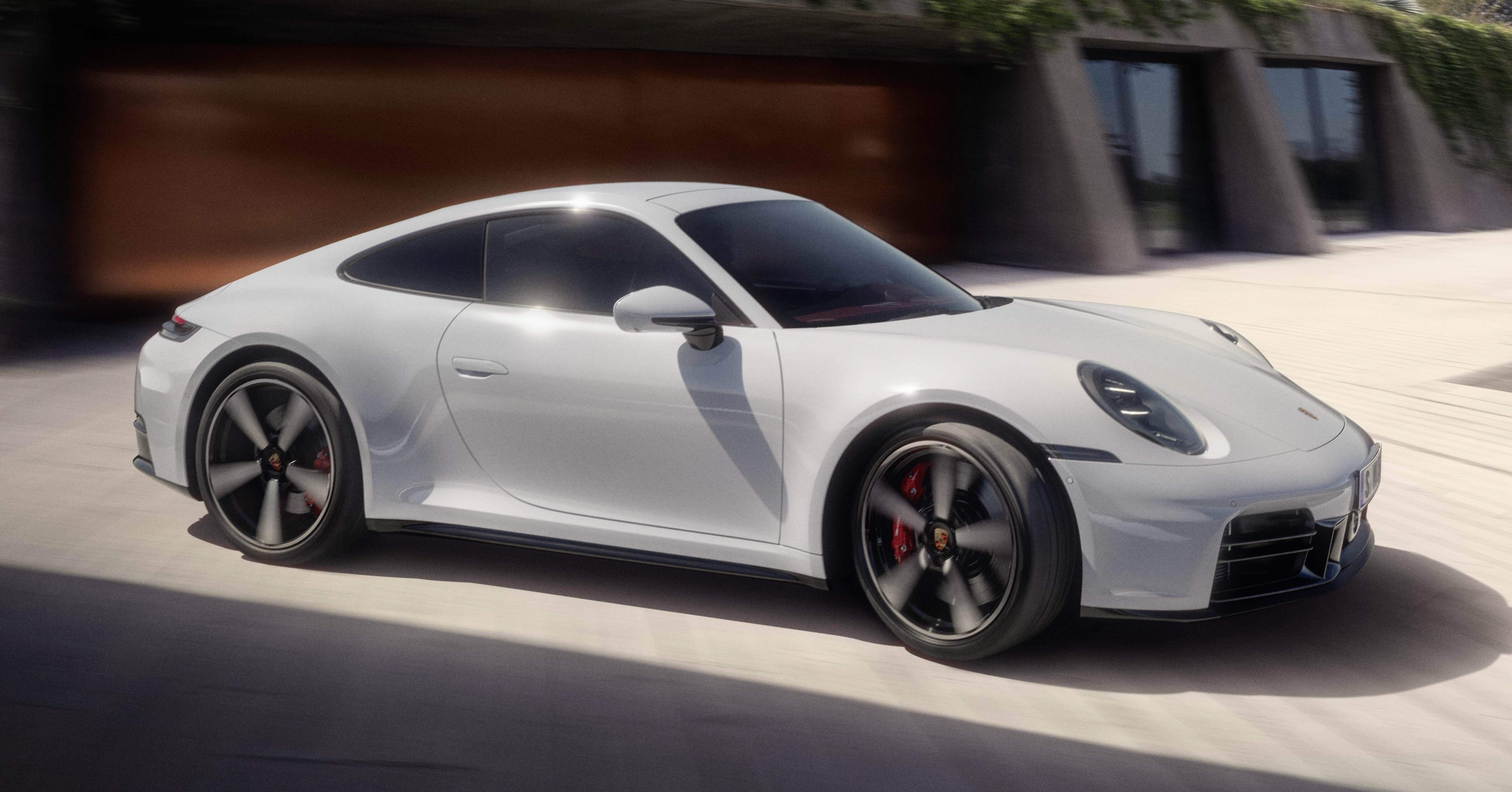 新車] ポルシェ、「911カレラS」の最新モデルを発表。パフォーマンスの