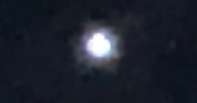 たまたまとれたUFOの写真 - その他