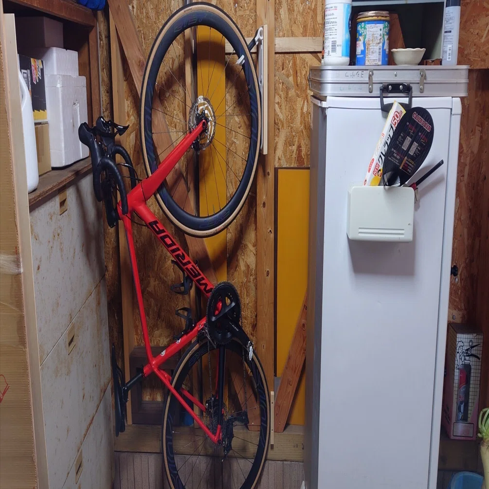 ロードバイク スタンド 縦置き 縦置き式 自転車ディスプレイスタンド