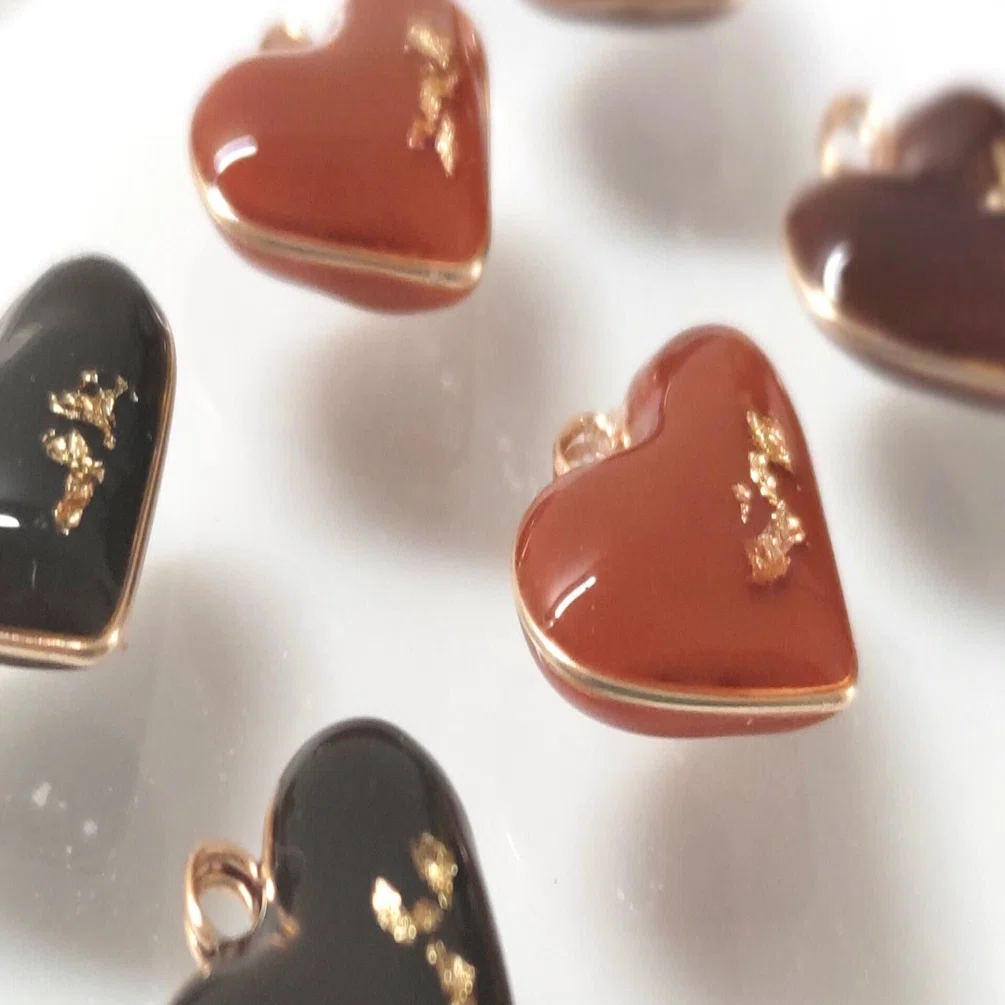レジンとワイヤーで作る_ハートのチョコレート｜mijinko_factory
