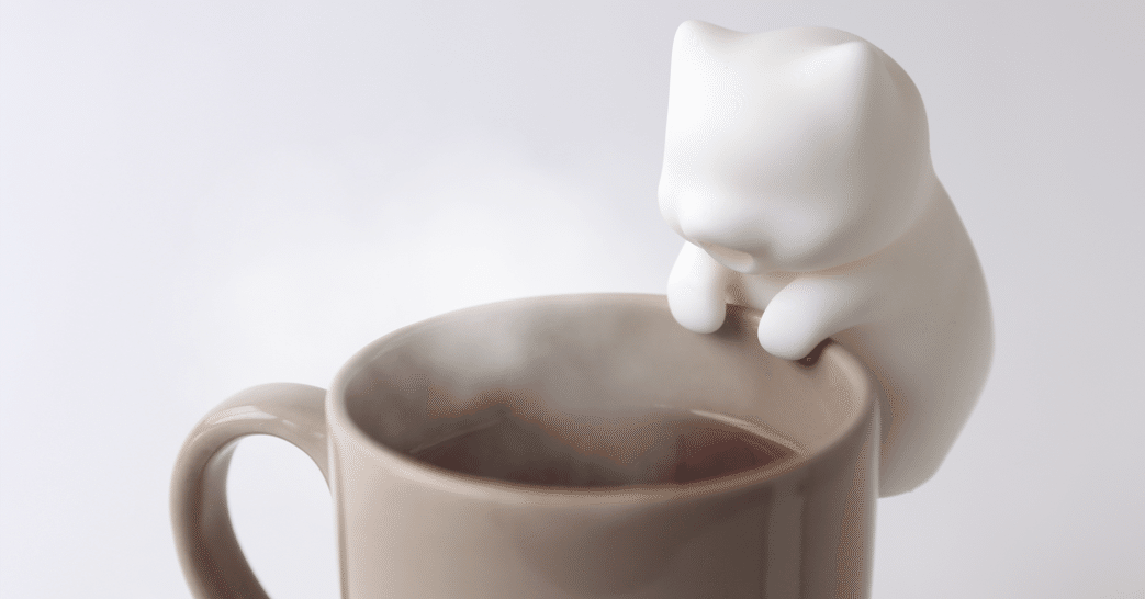 猫舌さんの代わりにフーフー。冷ましてくれる｢ミニ猫型ロボット