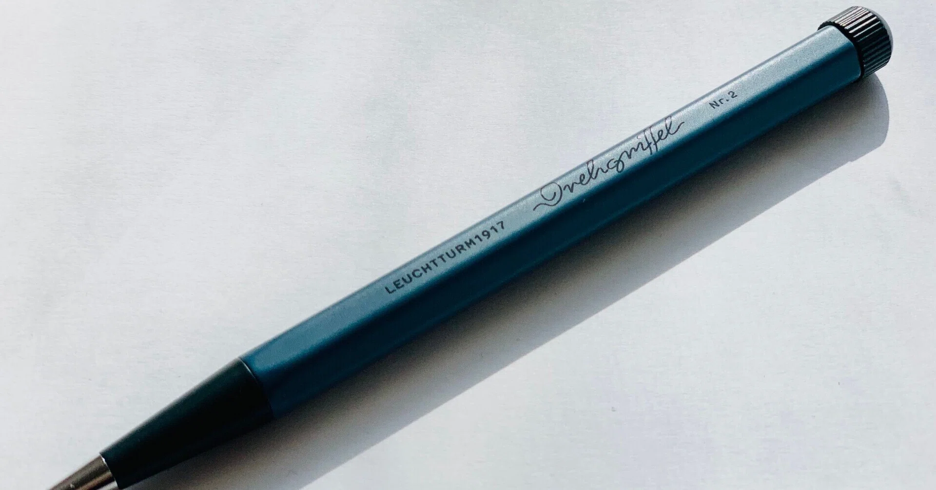 LEUCHTTURM1917 Drehgriffel Nr.2｜光暈