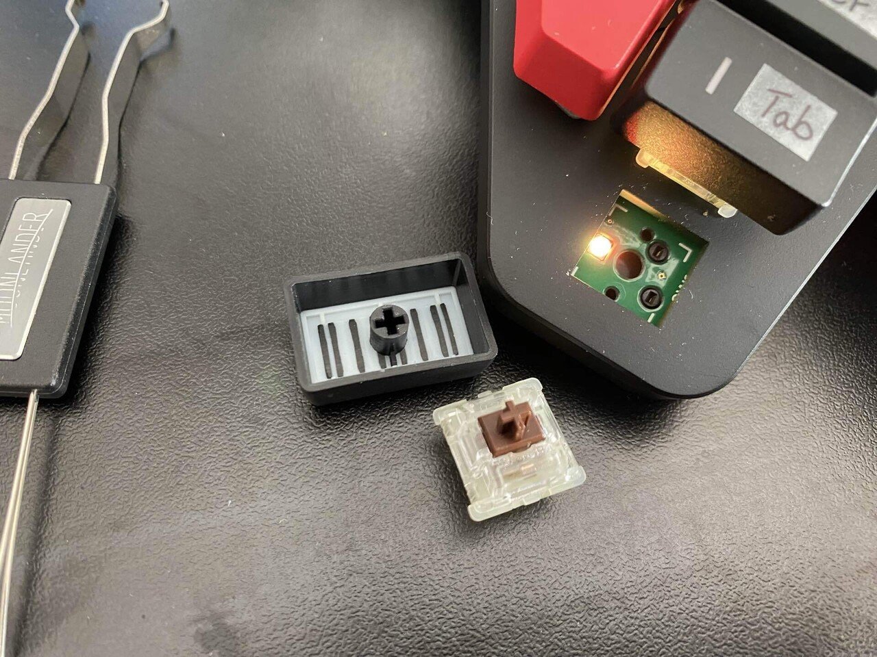 左右分離キーボードを買った話|まっきー@副業愛好家 左右分離キーボードを買った話|まっきー@副業愛好家