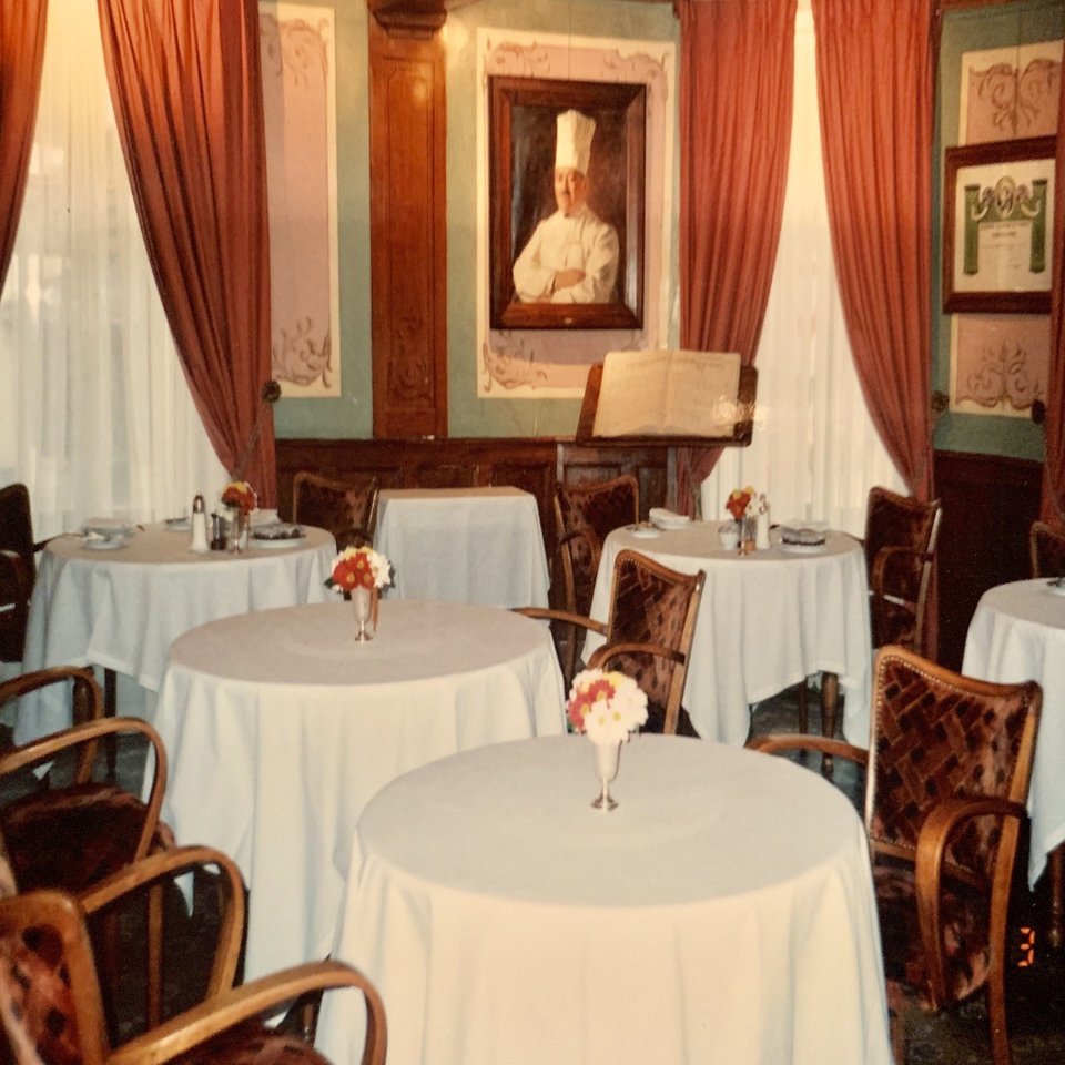 ベルナール ロワゾーと17世紀のヴァテル。悲劇の料理人。歴史は