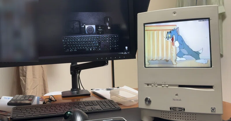 Macintosh Color Classic キーボードとマウス付き（アップル 