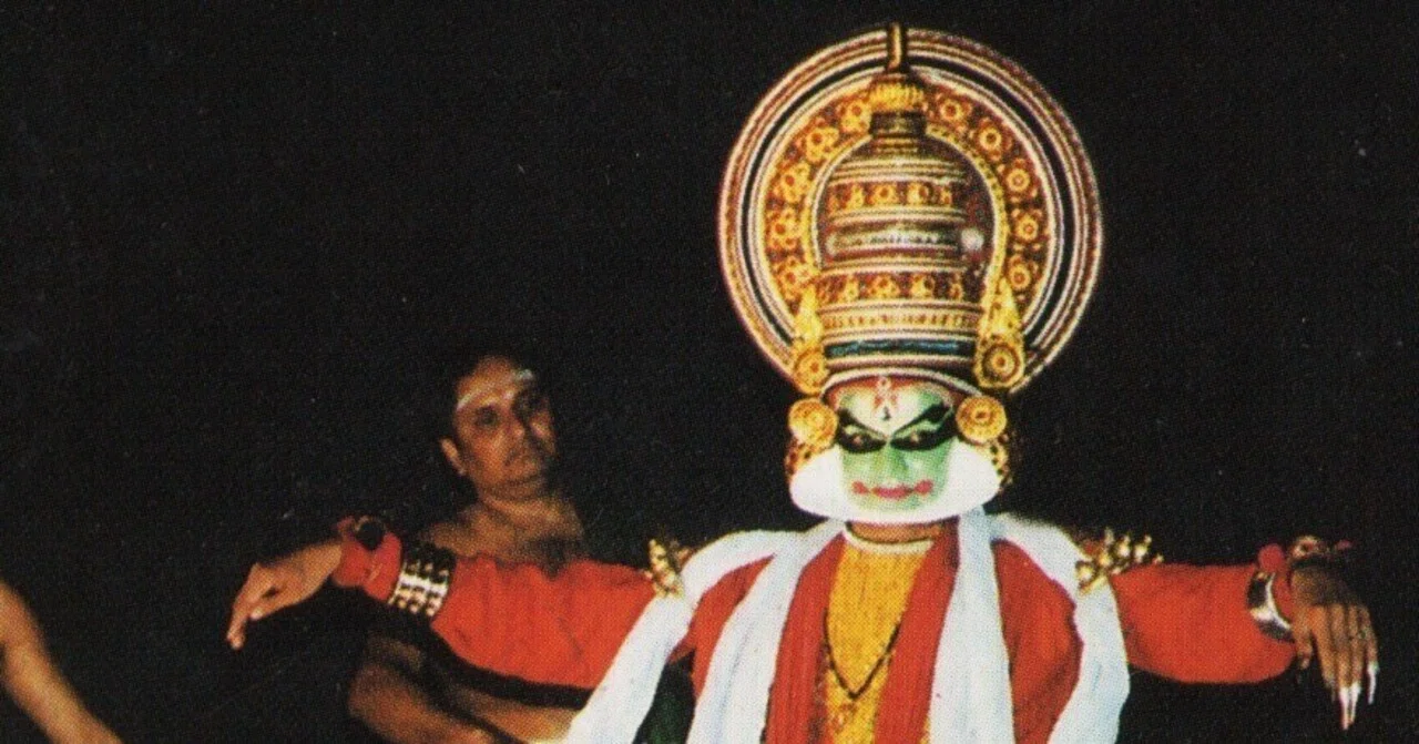 Around the World in 242 Days - India Part 2 - Kathakali Dance, Kochi ...