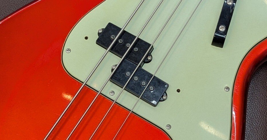 ベース Fender Custom Shop 1960 Precision Bass Fender Custom Shop “1960 Precision Bass Journeyman Relic –Candy