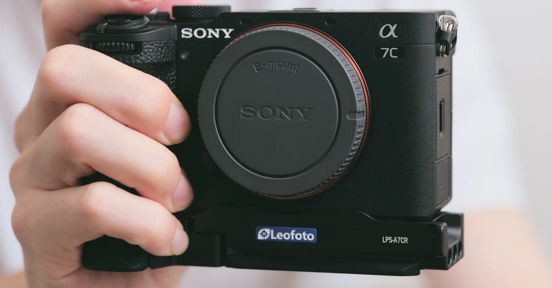 編集後記 『α7CII の使用感をより快適に：Leofoto L型ブラケット