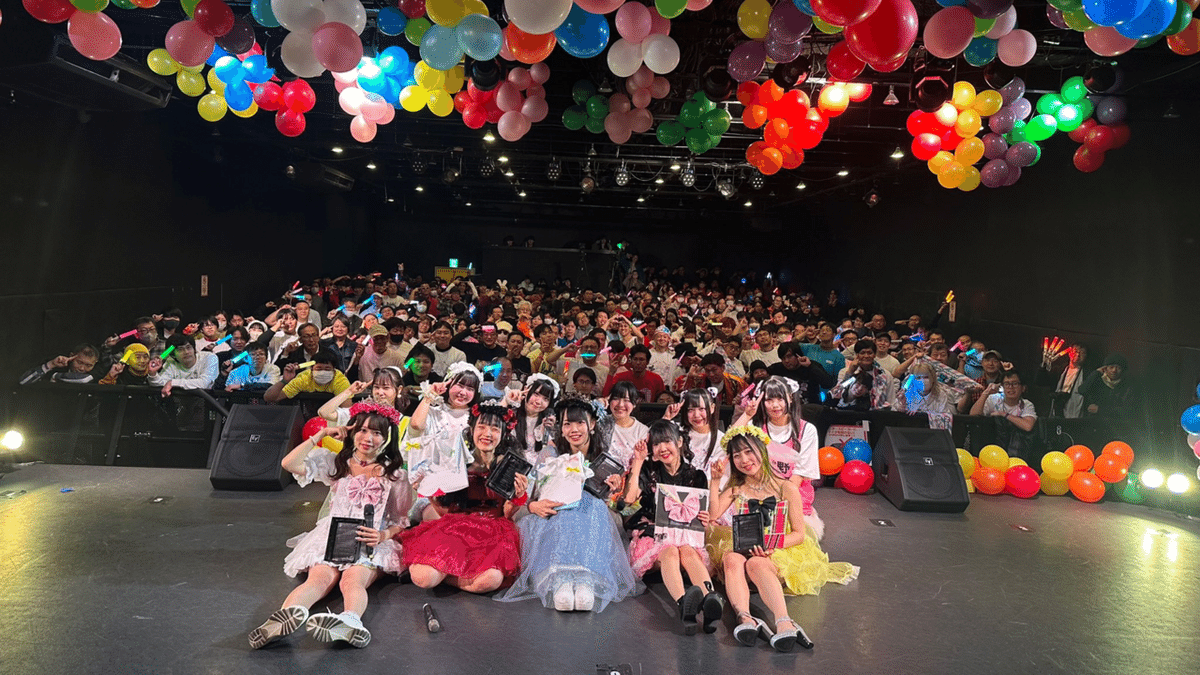 もなこ　準備中♡ 私がモテないのはどう考えてもお前らが悪い! - 黒木智子 ウッド