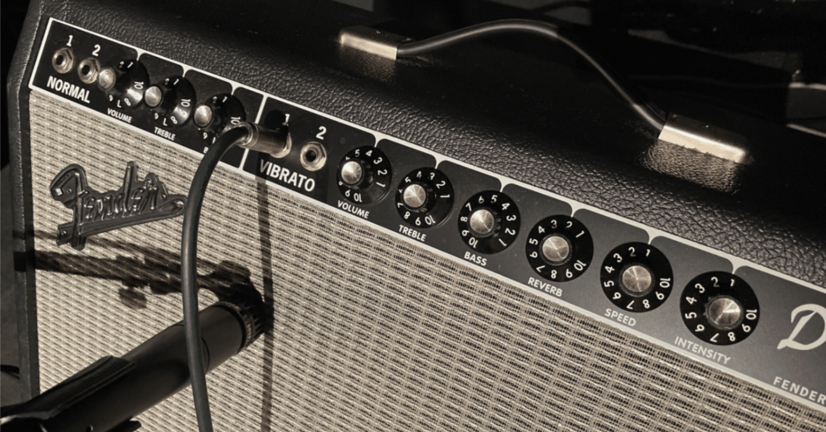FENDER JAPAN SVD-20CEで遊ぶ｜グレッチ兄さん