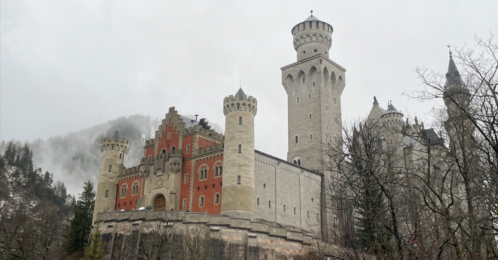 4e8c7b90016ec797a13f4fbd9a5435