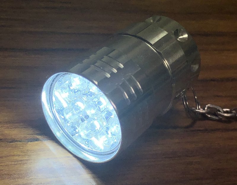 白色光 白熱灯 蛍光灯 Led の謎 大橋淳史 Note 白色光 白熱灯 蛍光灯 Led の謎 大橋淳史 Note