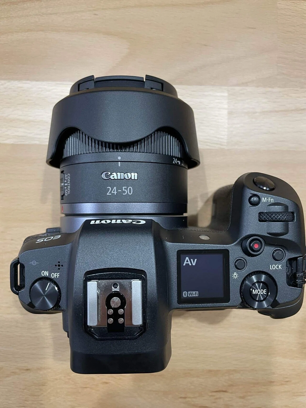 RF24-50mmの作例とファーストインプレッション｜都会スナップ編｜Toshiki