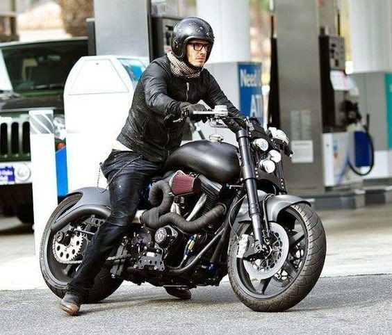 レザーダブルライダースは初心者でも意外と着こなしやすい!|MB レザーダブルライダースは初心者でも意外と着こなしやすい!|MB