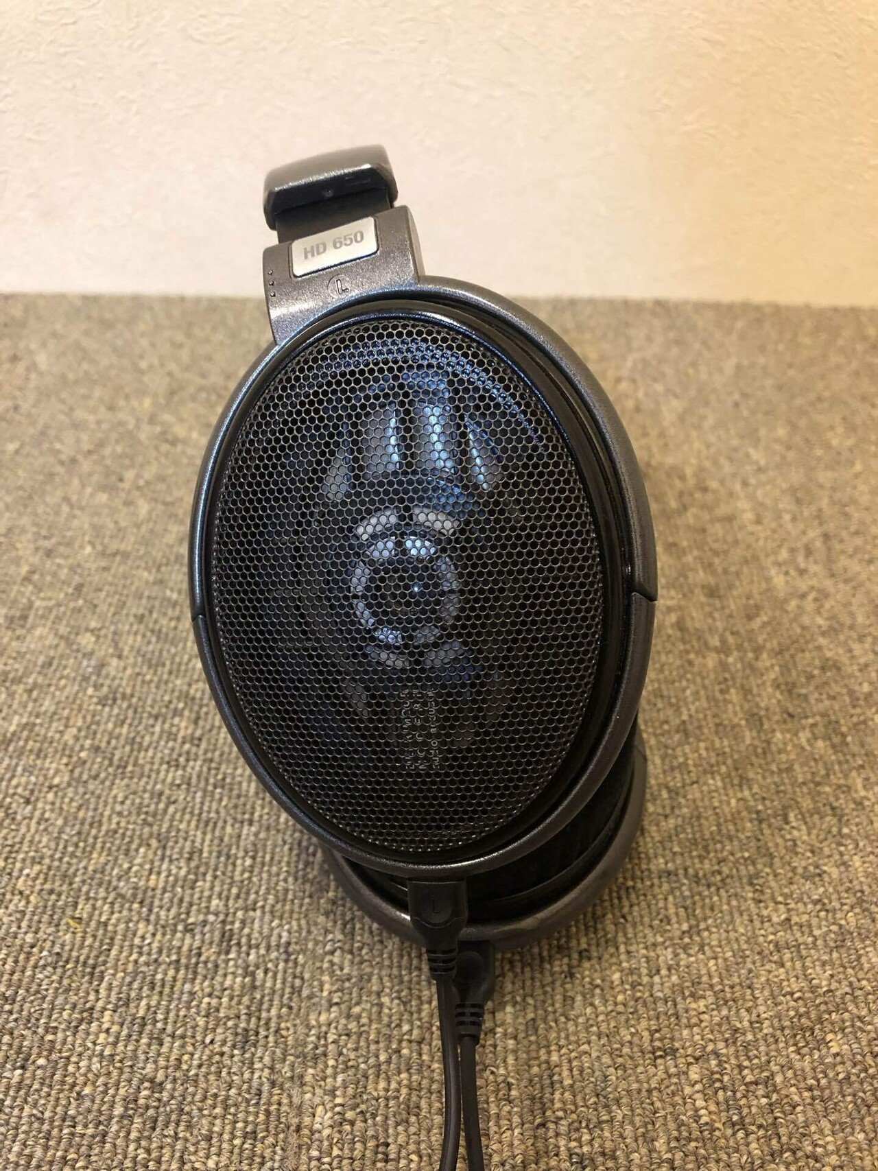 数十万円のヘッドホンに匹敵する音!?SENNHEISER HD650 DMaa 数十万円のヘッドホンに匹敵する音!?SENNHEISER HD650 DMaa