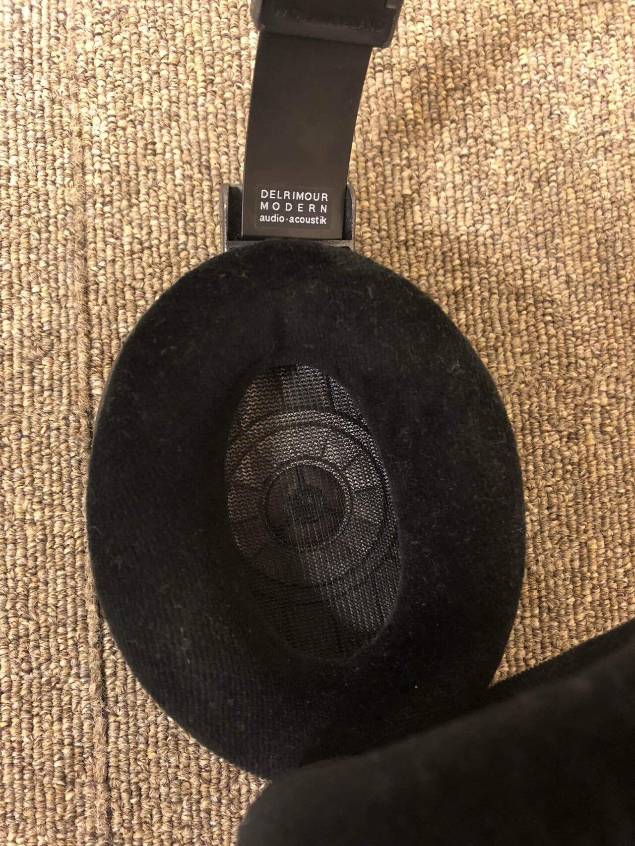 数十万円のヘッドホンに匹敵する音！？SENNHEISER HD650 DMaa