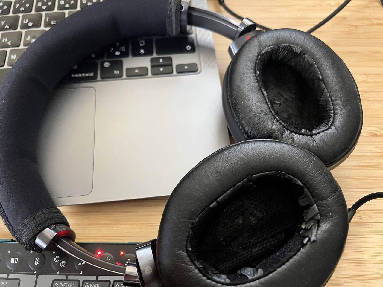 再び】ケーブル型ヘッドホンの延命策 :: SONY MDR-1A|MOH 再び】ケーブル型ヘッドホンの延命策 :: SONY MDR-1A|MOH