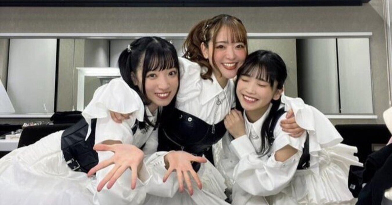 ファッション】時代とともに変化したアイドルの衣装、22/7（ナナニジ