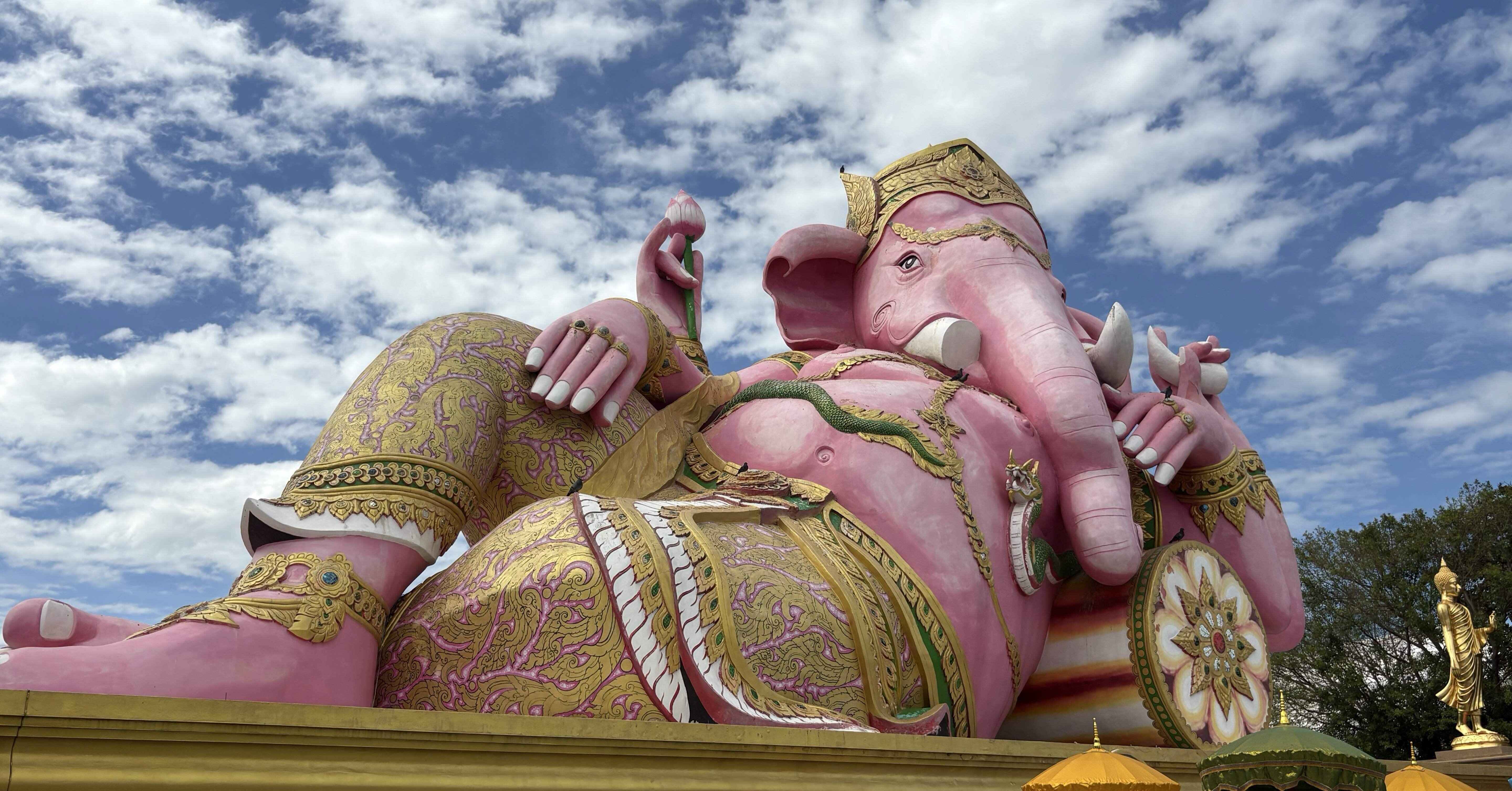 タイ旅行2024④ | ピンク・ガネーシャのハイスピードご利益について