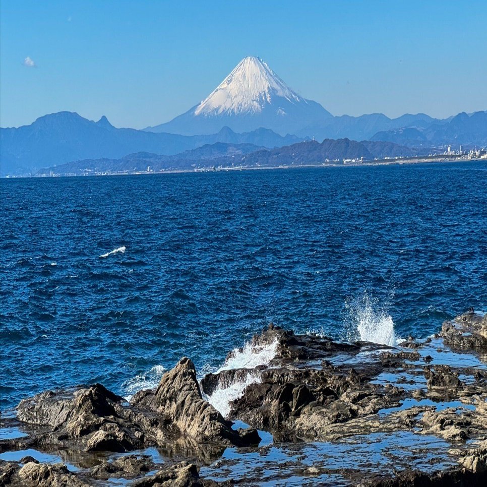海越しの富士山が素晴らしい～江の島・稚児ヶ淵｜Cressonboy