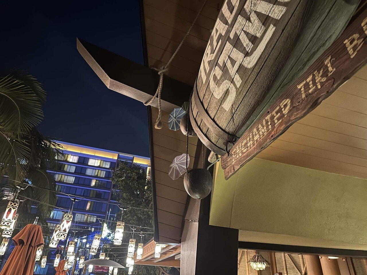 カリフォルニア｜Day3④】5歳、8歳子連れディズニー【トレーダーサムズ