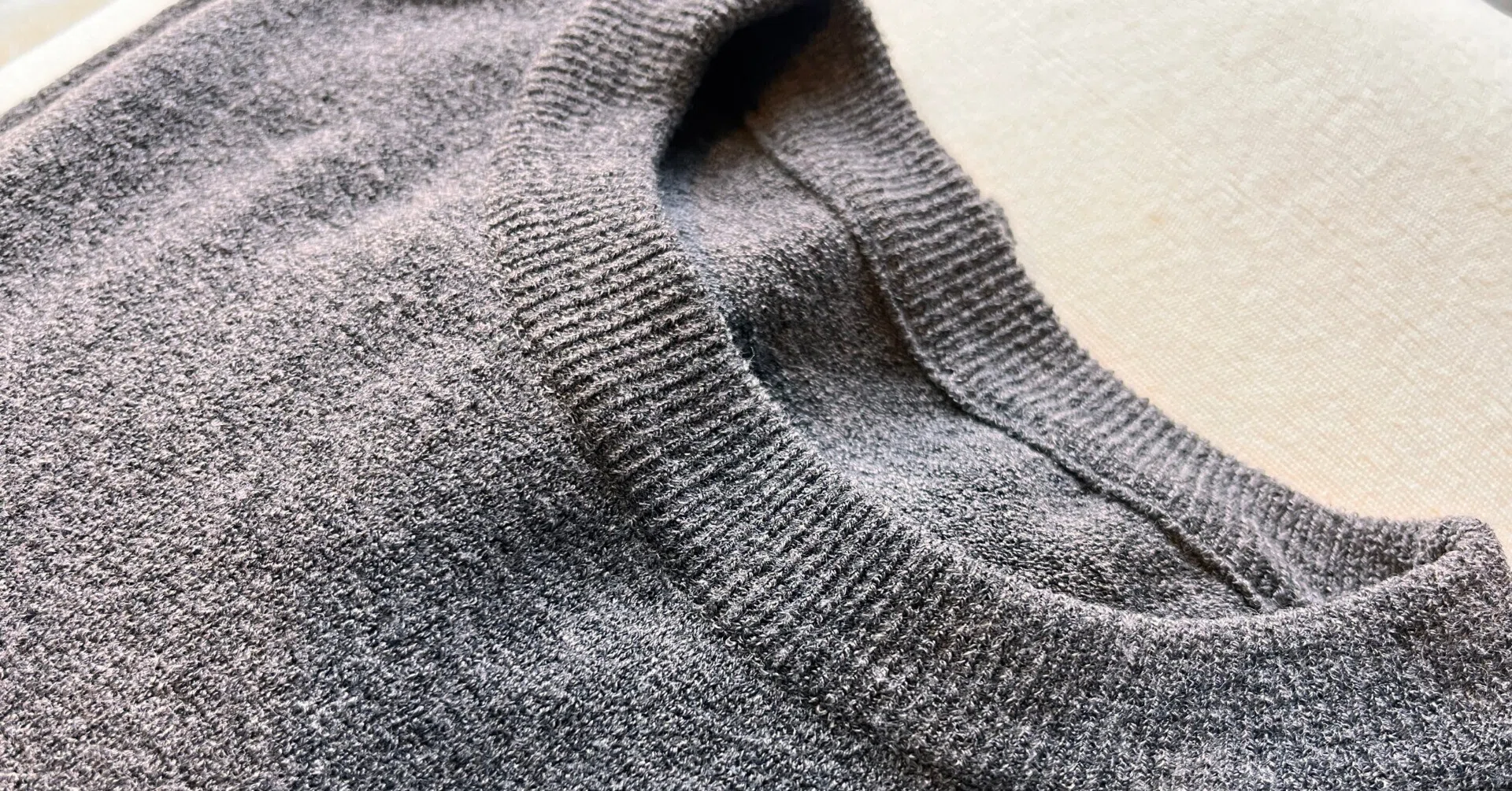 YAECA - TOUJOURS ２WAYコットンニット YAECA CONTEMPO の2way Knit Sweater【着る】｜nuukiruaruku