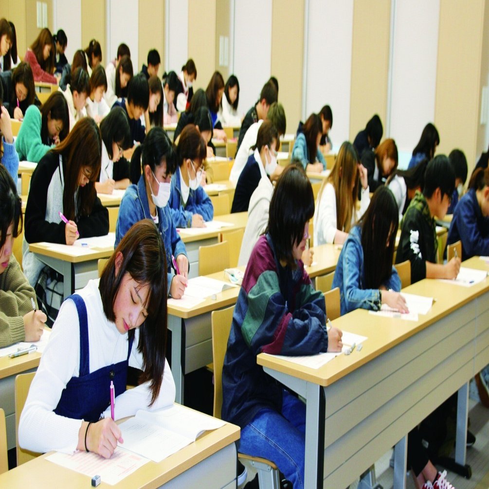 岐阜聖徳生の軌跡⑨教員・公務員編 平光 菜生さん｜岐阜聖徳学園大学