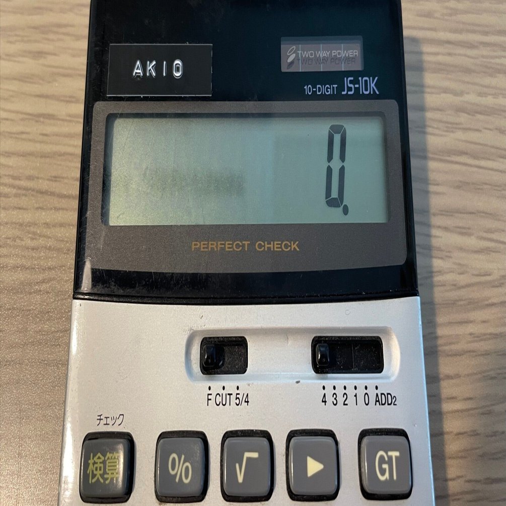 CASIO JS-10K電卓｜Akio van der Meer