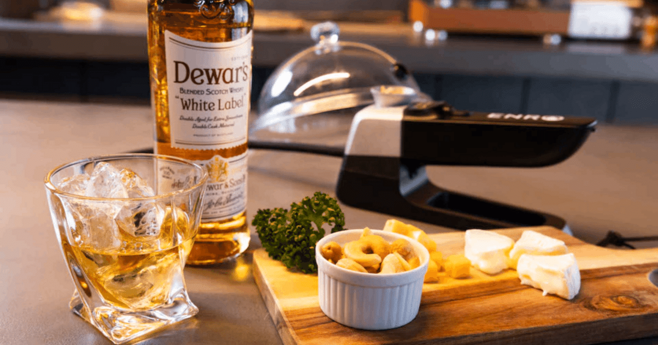 ENRO燻製名人 コードレス燻製器 楽天市場】【ENRO 公式】燻製名人 コードレス燻製器 【1年間のメーカー